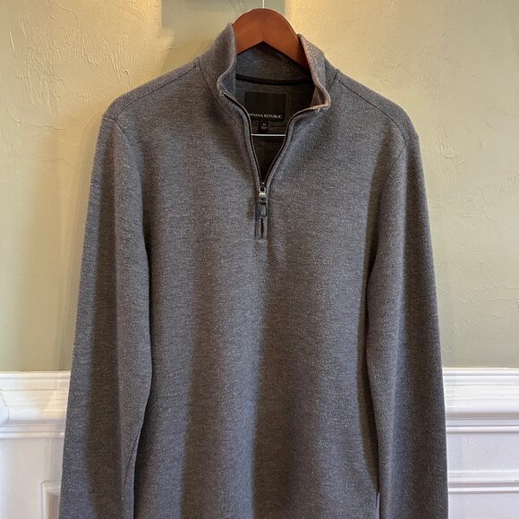 Banana Republic Qtr Zip Men's Sweater in Gray Size M - Picture 1 of 5